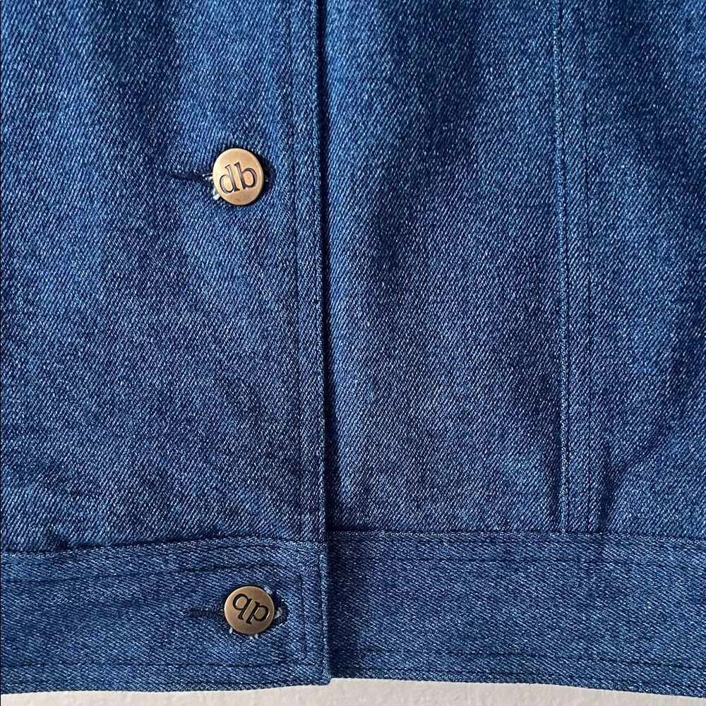 Like New! Dennis Basso Blue Denim Jacket Lined with Faux Fur in Size 2X - Picture 5 of 11